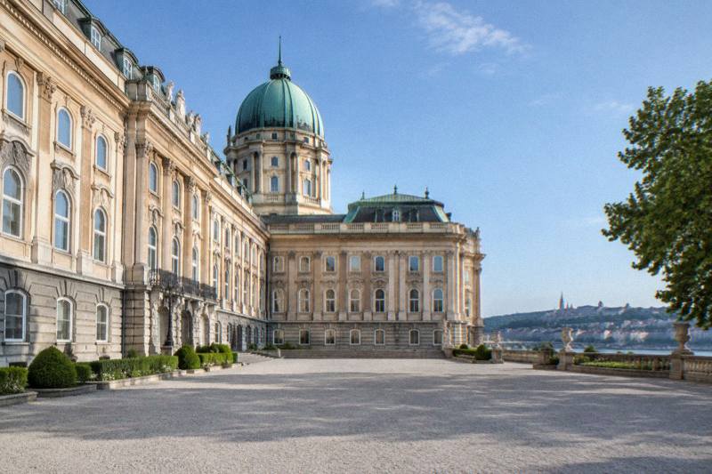 Welcome to Buda Castle Hill Free Tour (instant confirmation)